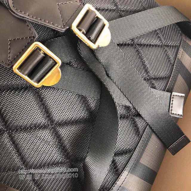 Burberry專櫃新款雙肩包 巴寶莉London格紋男士雙肩包後背包  db1018